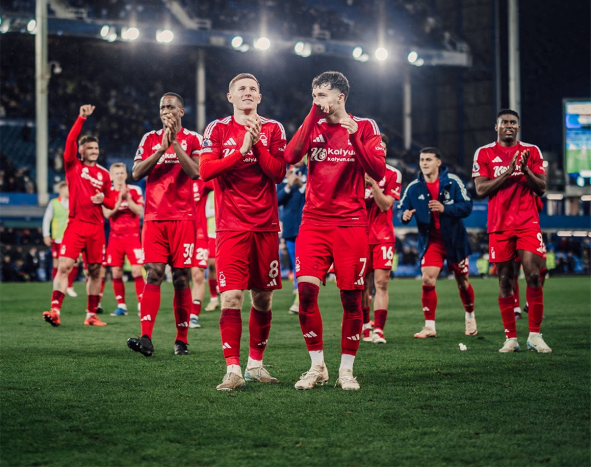 利兹联王者归来连胜入围英超前六