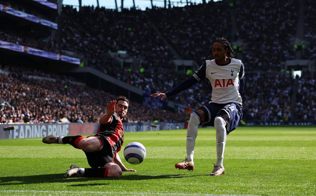 热刺客场小胜，拉帕奇兵再添一胜