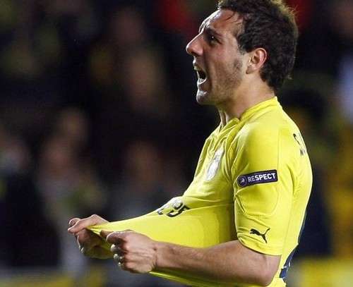 开云体育下载-客场作战的埃瓦尔取得一方面胜利