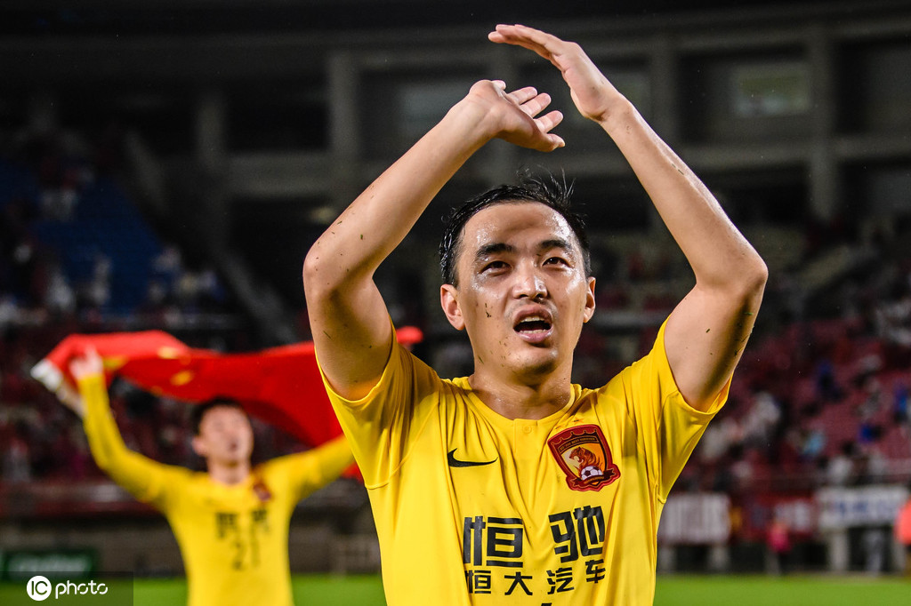 开云下载-包含广州恒大再度领跑，亚冠赛场稳操胜券的词条