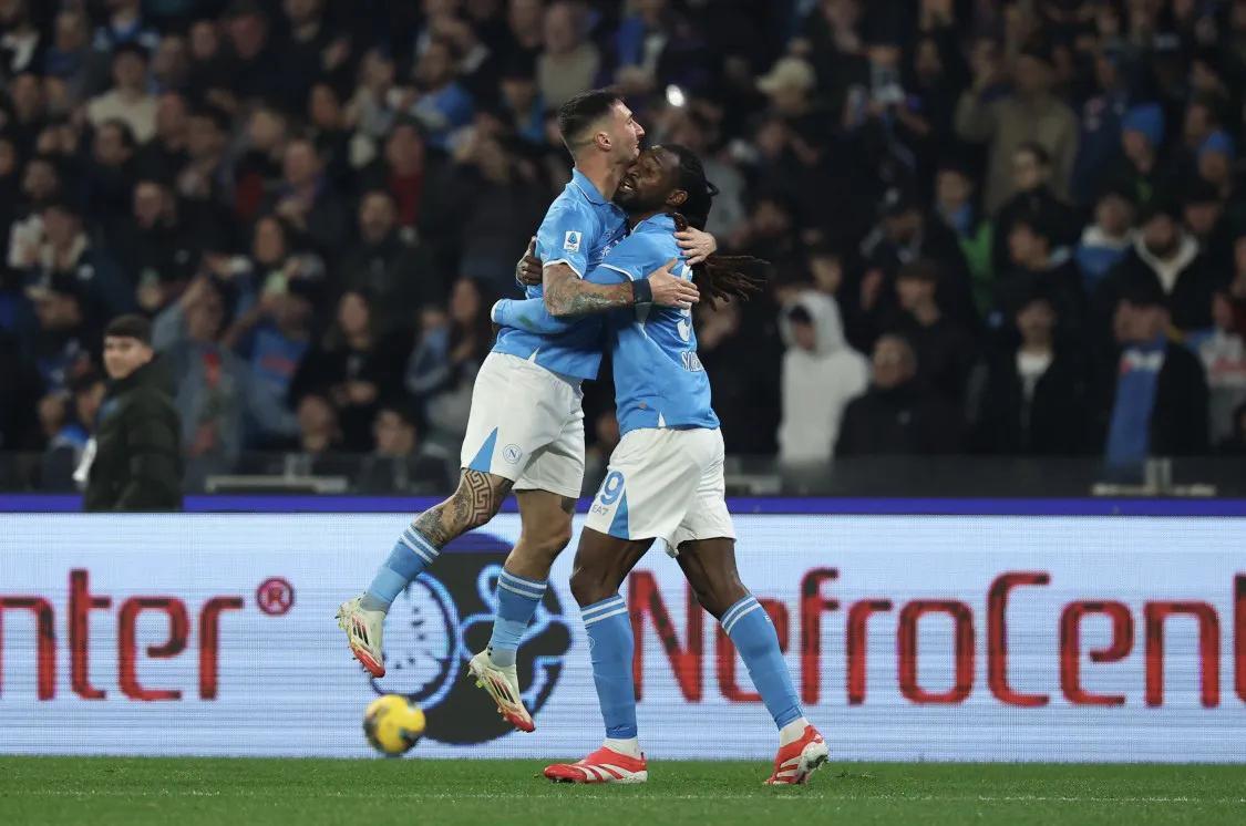 开云体育在线-曼城擒下切尔西英超卫冕之路再添胜利