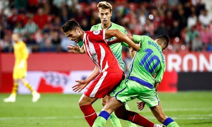 关于热那亚一分难求，球队陷入保级泥潭的信息