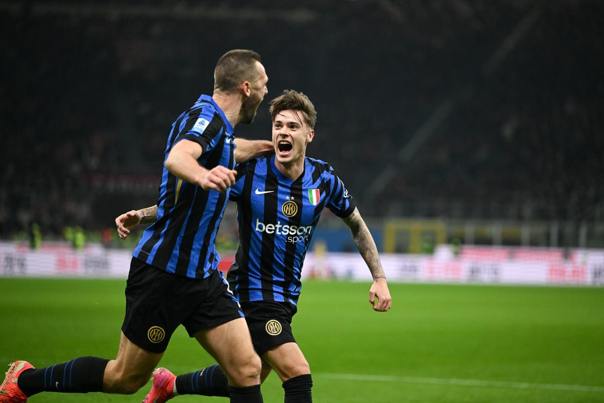 意大利队胜出与波兰队搏杀，取得胜利