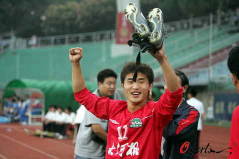 开云体育官方网站-包含江苏舜天爆冷战胜重庆力帆，取得胜利的词条