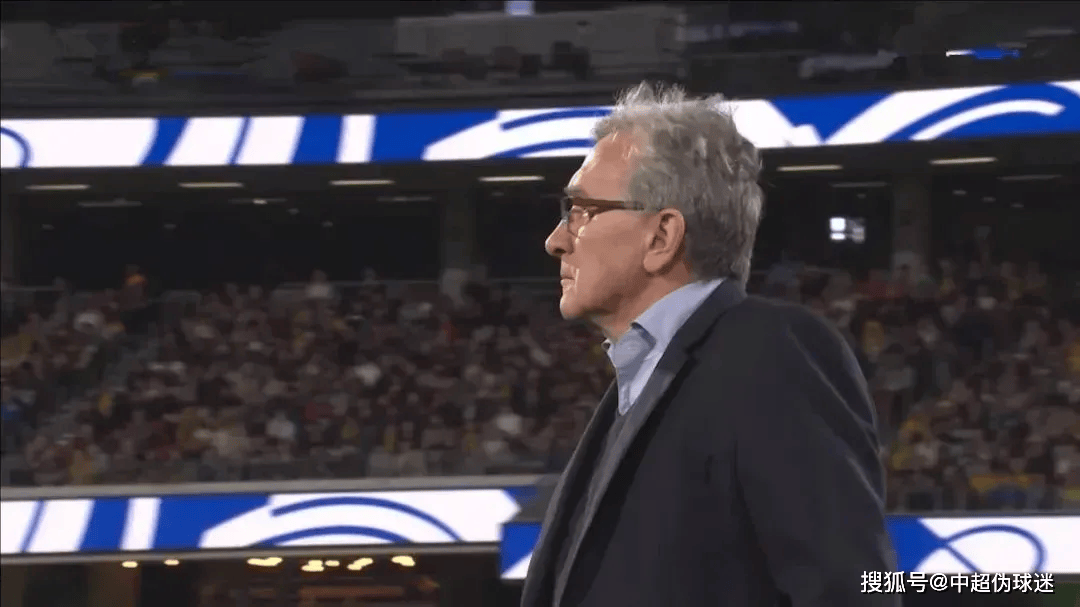 开云体育官网-阿根廷队主帅下课，球员们面对困境