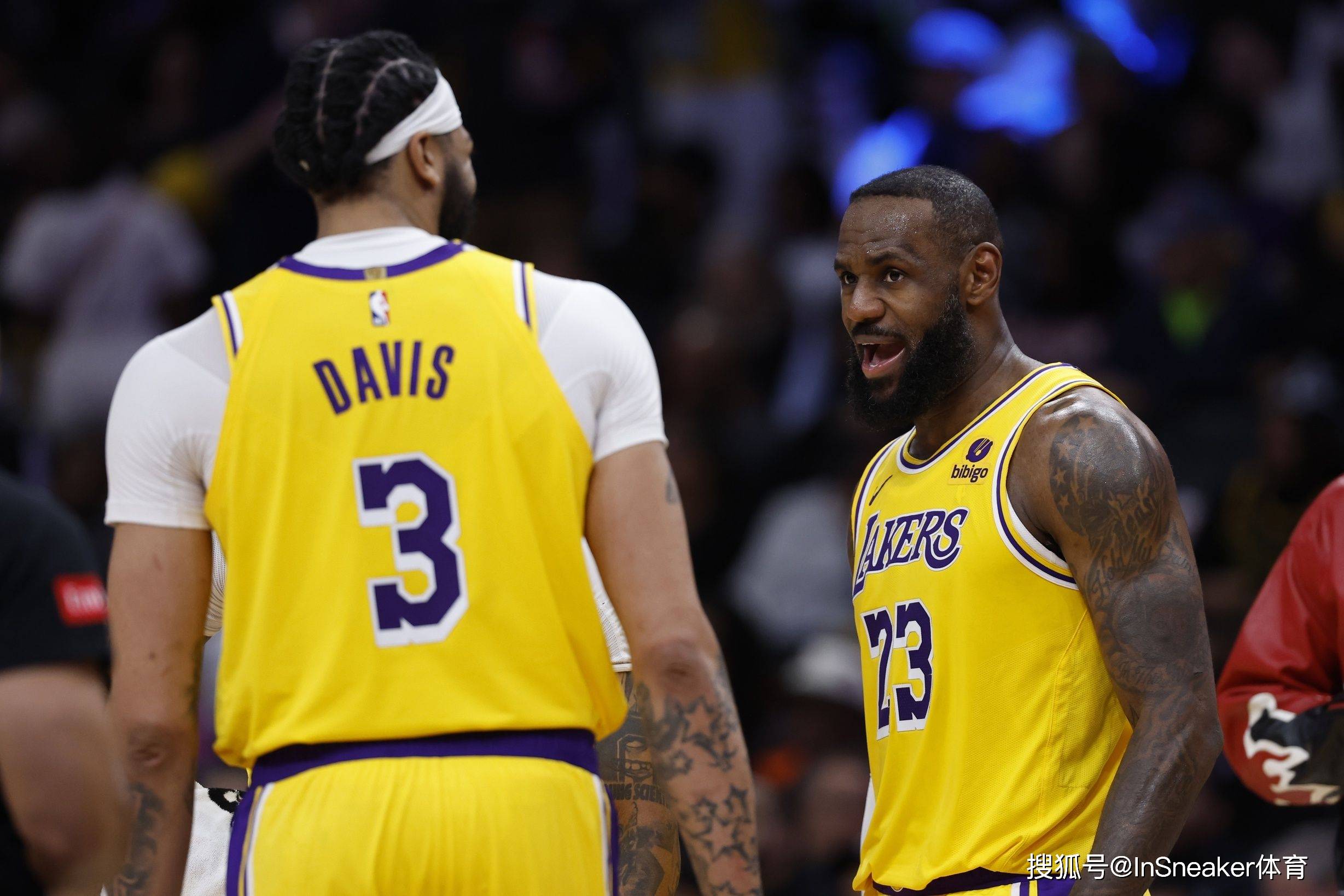 开云体育官网-詹姆斯与安东尼联手砍下双双，全力带领球队赢得胜利的简单介绍