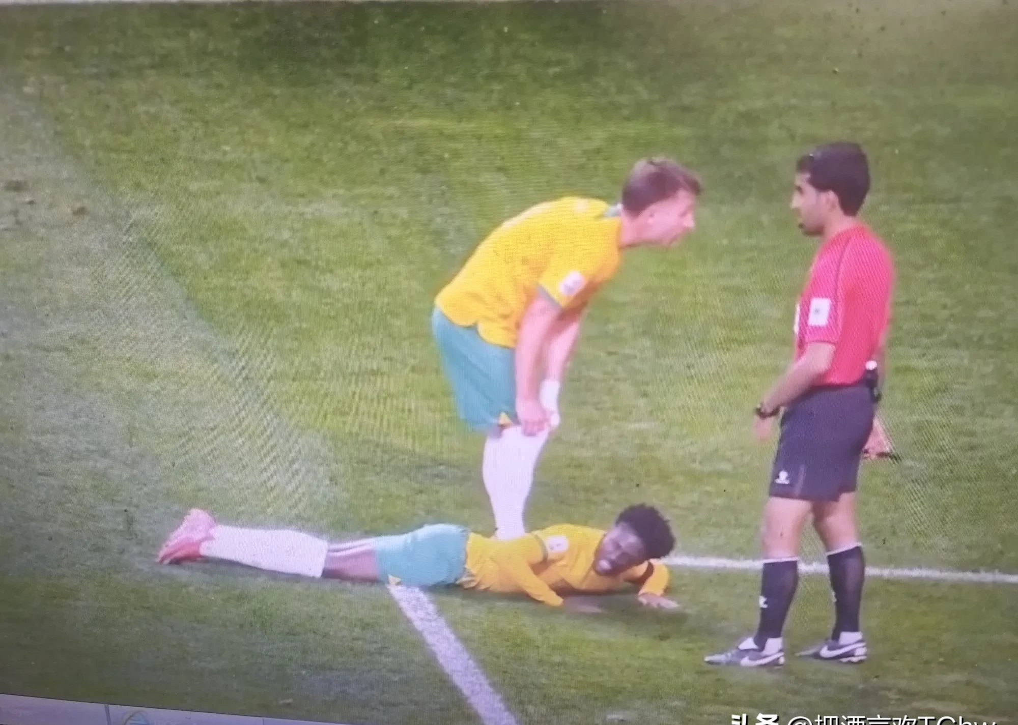 包含奥地利队防守稳固，成功战胜强敌的词条