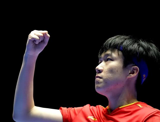 乒乓球比赛：墨西哥选手表现抢眼