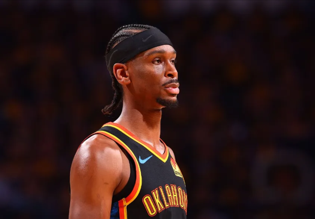 战术妙用：球队巧取胜利，引领比赛