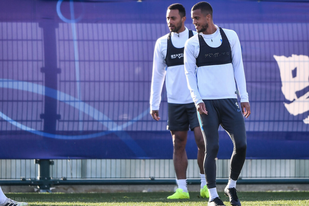 开云体育在线-广州富力新援到位，团队实力增强