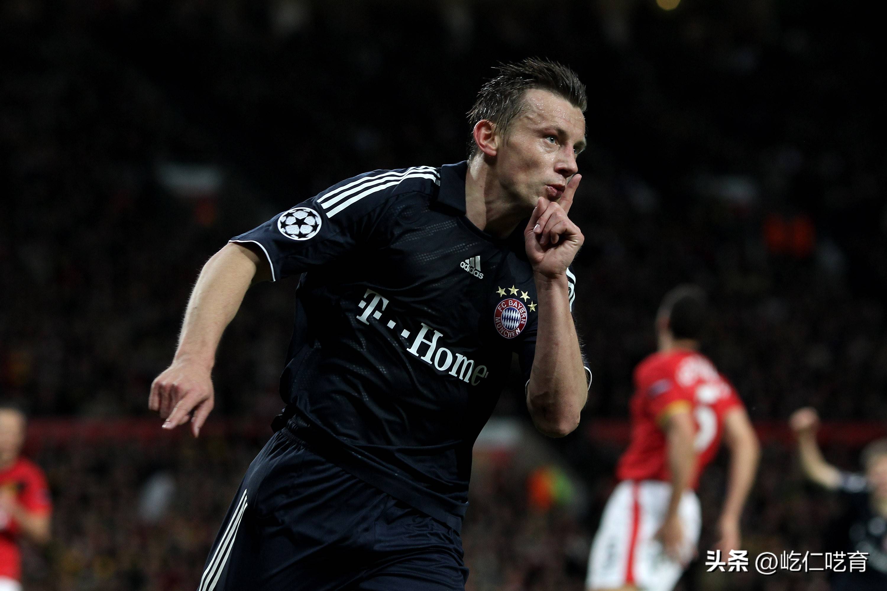 包含拜仁绝杀AC米兰，莱万关键助攻美洲杯的词条