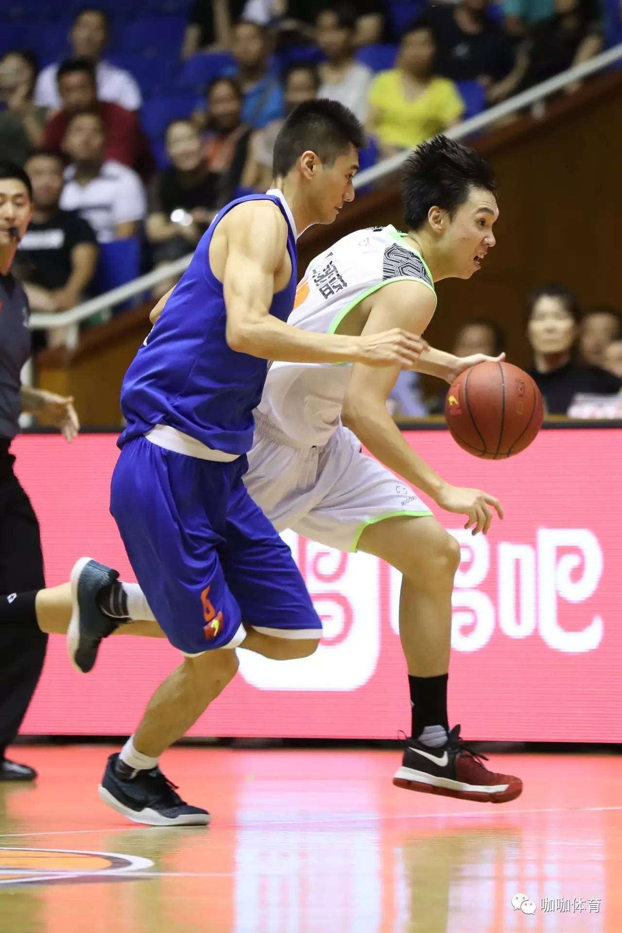 开云官网-贵州队男篮战绩低迷，外援被质疑