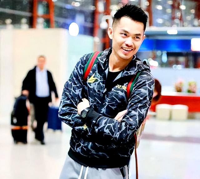 包含日本羽毛球队逆转韩国羽毛球队,林丹一己之力扛起全队的词条 包含日本羽毛球队逆转韩国羽毛球队,林丹一己之力扛起全队的词条