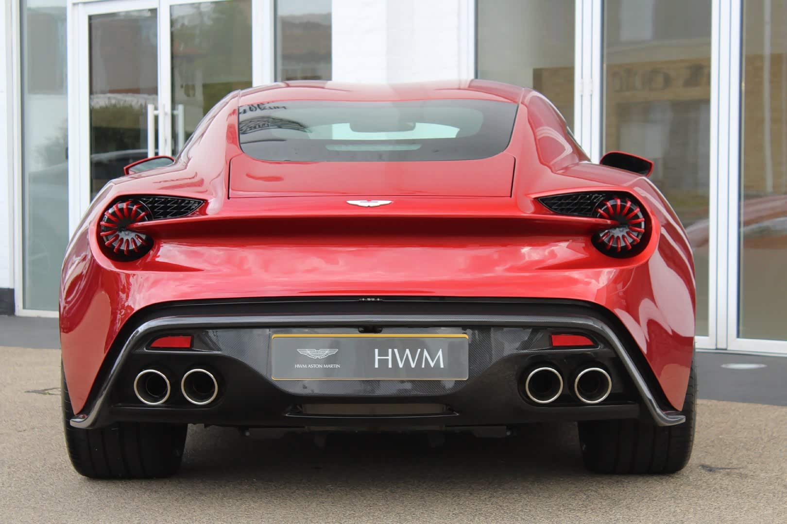 包含红牛二队翻盘阿斯顿马丁，拉塞尔统治全场的词条