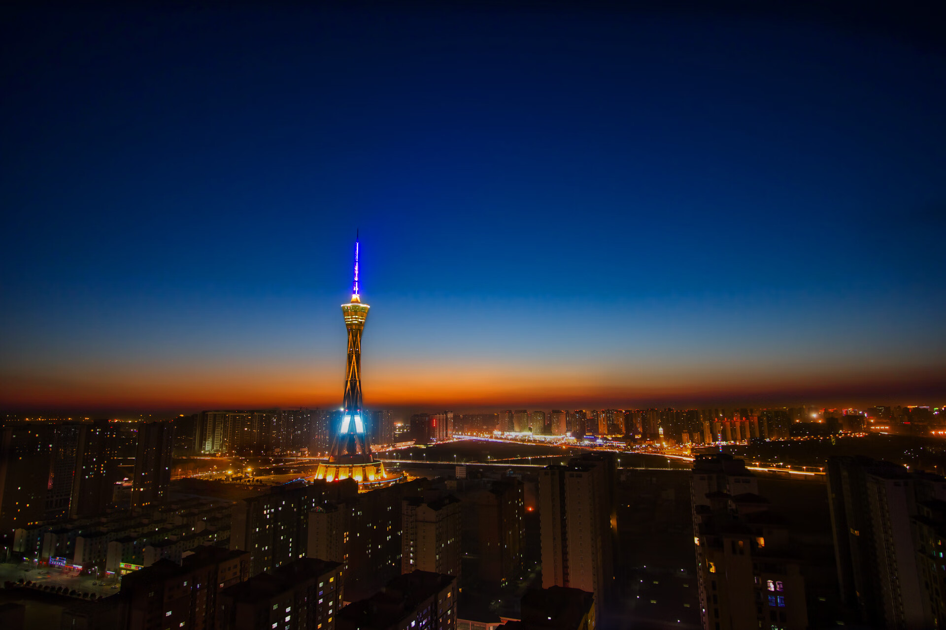 跨洋约战,火箭绝境重生,拉梅洛末节封神诠释篮球真谛