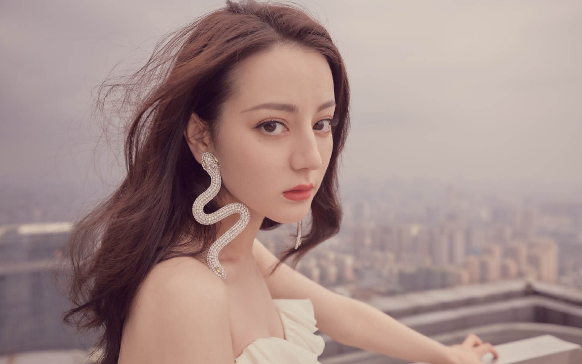 开云体育下载-钢铁之师！尼克斯加时鏖战力克魔术，布伦森绝平续命点燃麦迪逊