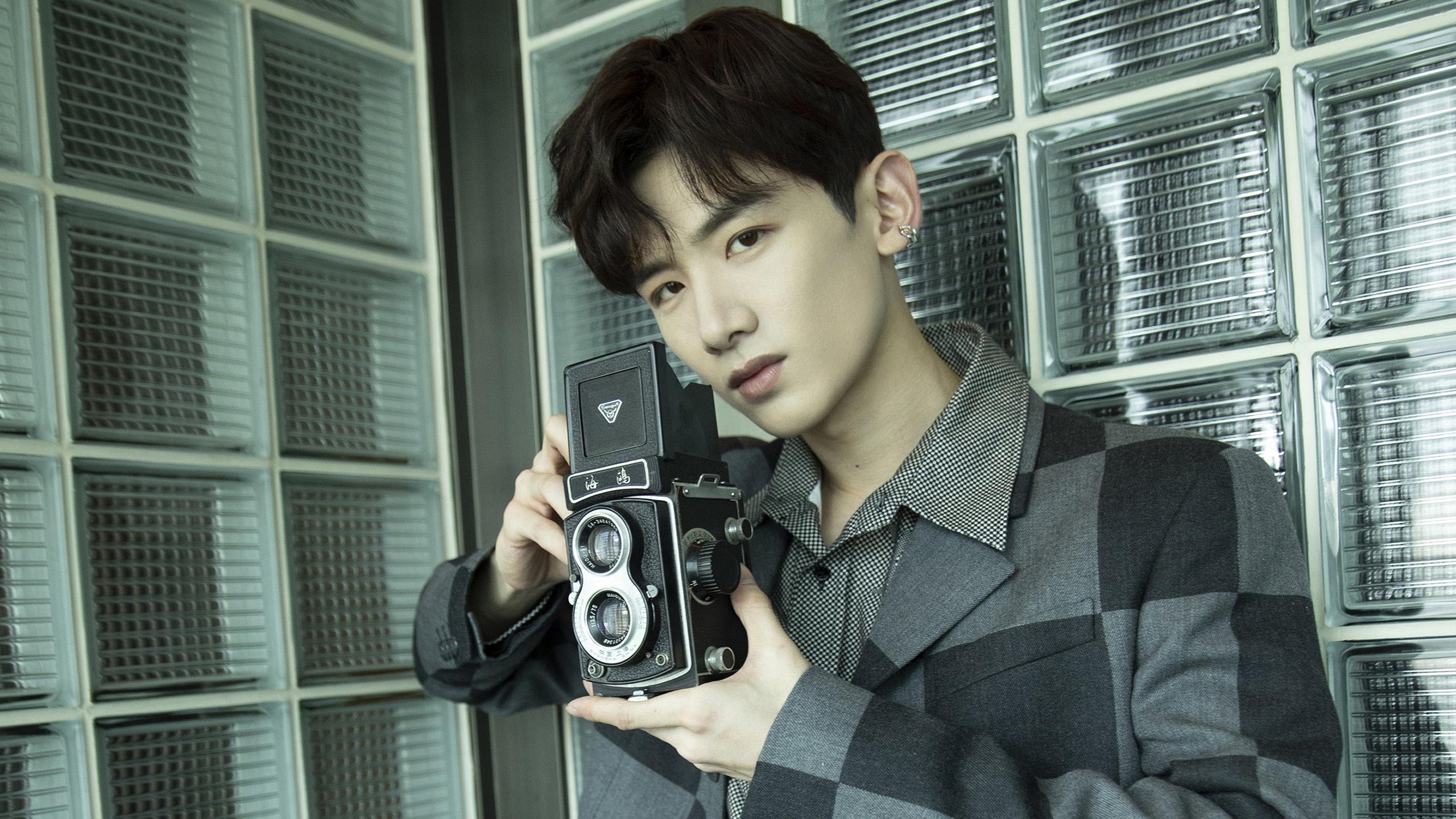 决胜弯道与禁区，F1揭幕战之夜与基耶萨的关键战