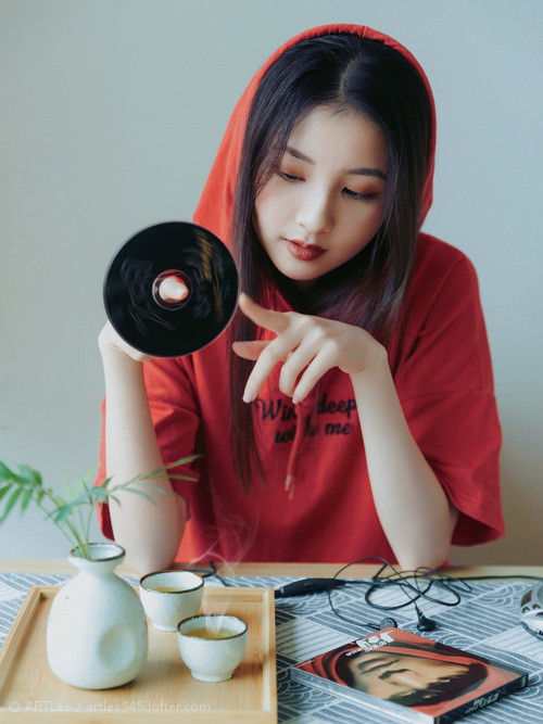 哥伦比亚速胜阿森纳，巴雷拉一人彻底打爆防线